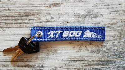 ja, Ihr Motorrad heisst &quot;Mause&quot;, deshalb das Logo