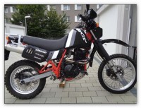 Farbentwurf wieder vom Sohnemann...DR 650 Dakar, &quot;back in black&quot;